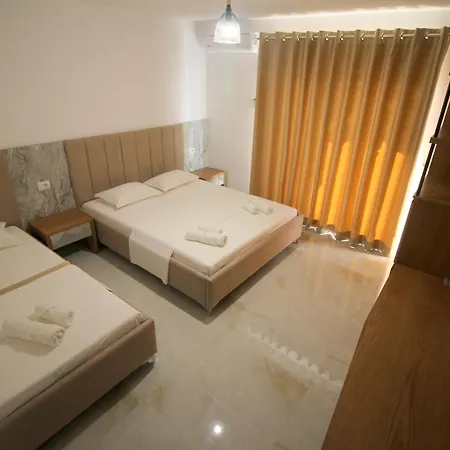 فندق Four Islands كساميل