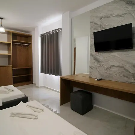 Four Islands 3* Εξαμίλιο
