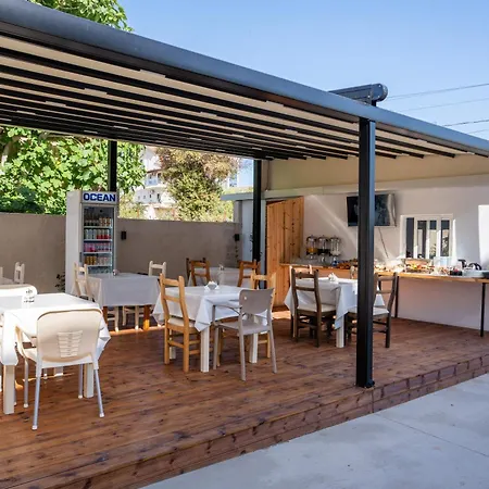 Four Islands 3* كساميل