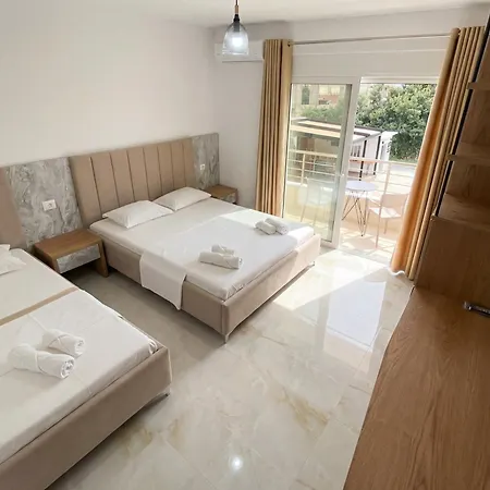 Four Islands 3* Ksamil
