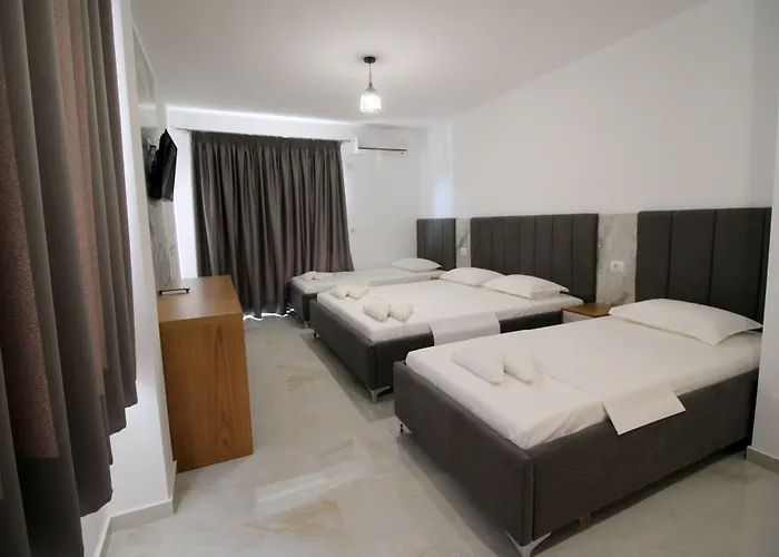 Four Islands Hotel 3*