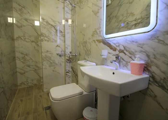 Hotel Four Islands 3*