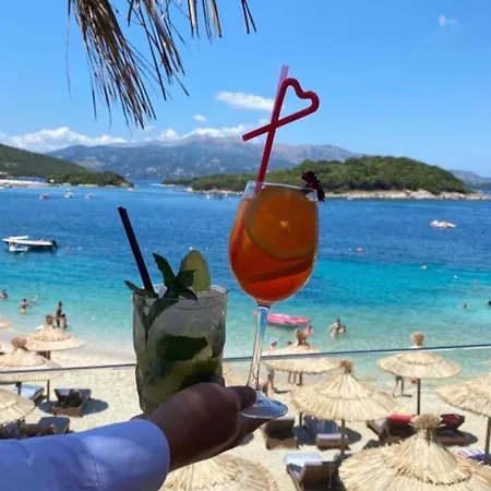 Four Islands Ξενοδοχείο Εξαμίλιο