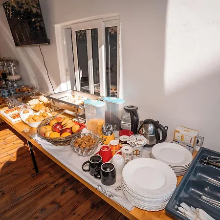 Four Islands Hotel 3*