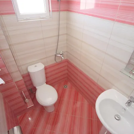 Four Islands Hotel 3*