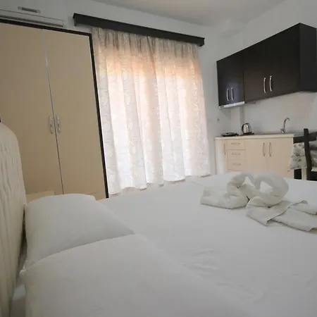 Four Islands 3* Ksamil