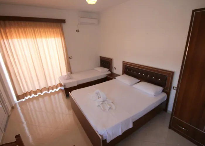 Four Islands Szálloda 3*